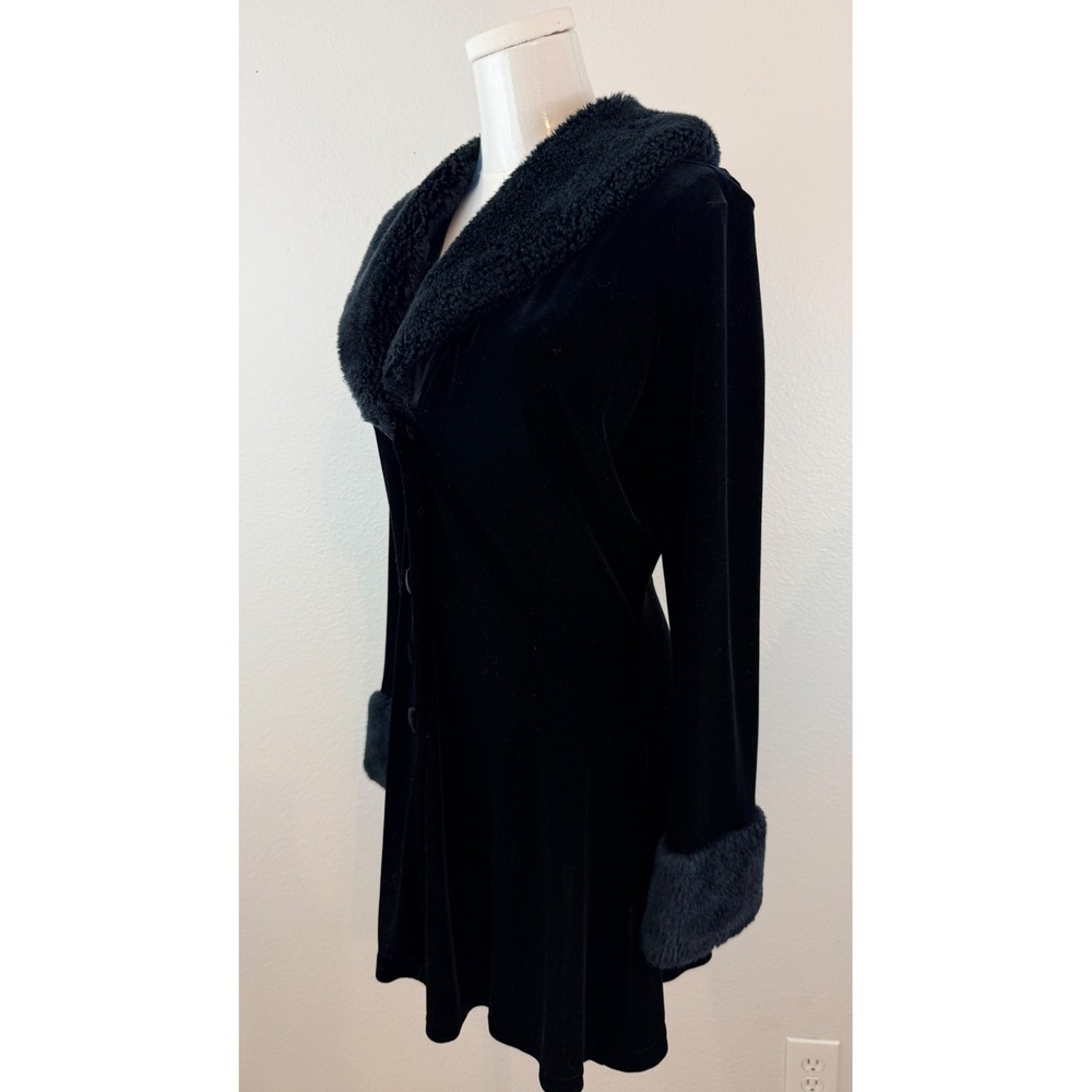 BASIC USA Whimsigoth Goth Black Velvet Faux Fur Trim Button Front Coat Large - Picture 9 of 10